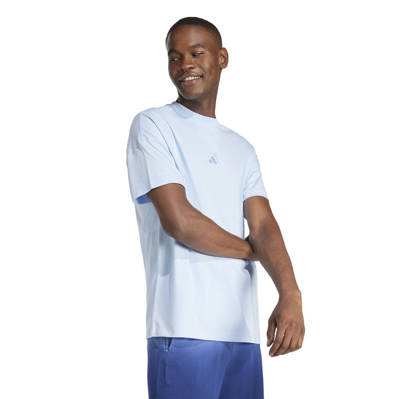 JI6404_4_APPAREL_On Model_Walking View_white